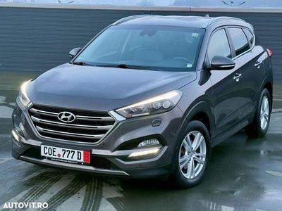 Second-hand Hyundai Tucson Premium 141 CP (103 kW) 2017 Culoaremaro SUV