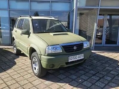 Second-hand Suzuki Grand Vitara 109 CP (80 kW) 2004 Verde SUV