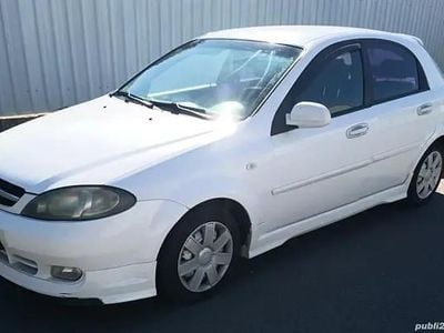 Alb Utilizat 2009 Chevrolet Lacetti Hatchback | 2.000 EUR