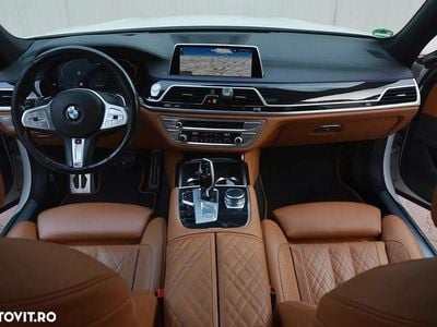 Culoarealb Utilizat 2020 BMW 740L Comfort Edition Berlinǎ | 45.999 EUR (Super Preț)