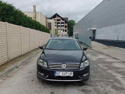 Second-hand VW Passat 140 CP (102 kW) 2012 Culoarenegru Hatchback