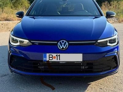 Culoarealbastru Utilizat 2022 VW Golf VIII Hatchback | 29.900 EUR (Super Preț)