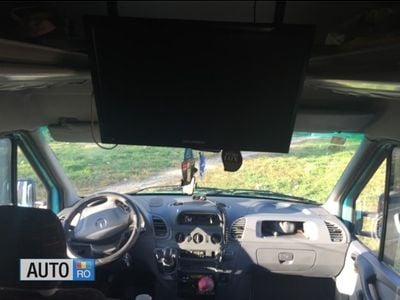 Second-hand Mercedes Sprinter 163 CP (119 kW) 2005 Verde Van