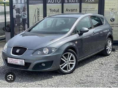 Gri Utilizat 2012 Seat Leon Hatchback | 5.300 EUR (Scump)