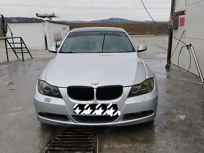 Second-hand BMW 320 163 CP (119 kW) 2007 Berlinǎ