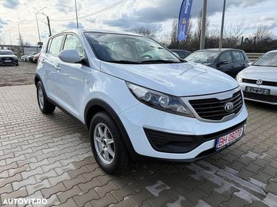 Second-hand Kia Sportage Premium 115 CP (84 kW) 2013 Culoarealb SUV