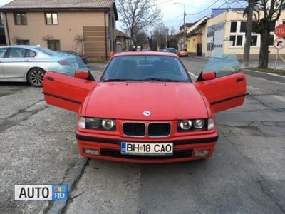 Second-hand BMW 316 Sport Line 102 CP (75 kW) 1994 Roșu Coupe