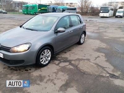 Second-hand VW Golf VI 105 CP (77 kW) 2011 Gri Hatchback