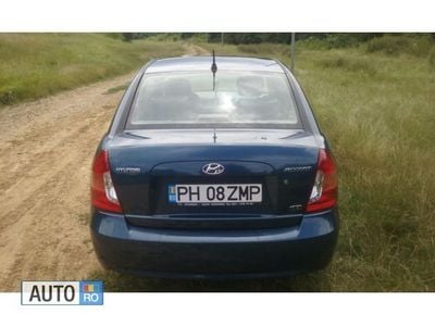 Second-hand Hyundai Accent 112 CP (82 kW) 2006 Albastru Berlinǎ