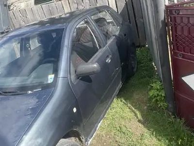 Second-hand 2001 Skoda Fabia | 700 EUR (Super Preț)