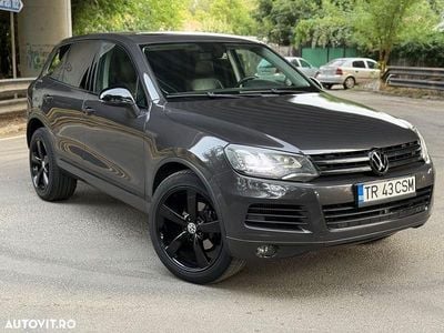 Culoaregri Utilizat 2012 VW Touareg SUV | 9.500 EUR (Super Preț)
