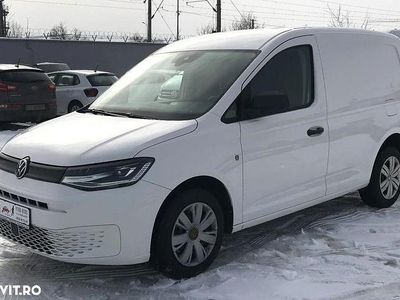 Second-hand VW Caddy 102 CP (75 kW) 2021 Culoarealb Monovolum