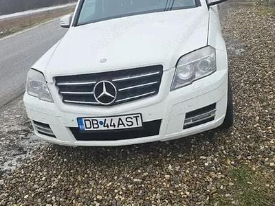 Second-hand Mercedes GLK250 150 CP (110 kW) 2011 Alb SUV