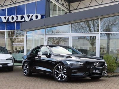 Utilizat 2023 Volvo S60 Plus Berlinǎ | 41.427 EUR (Puțin scump)