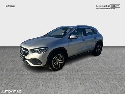 Mercedes GLA220