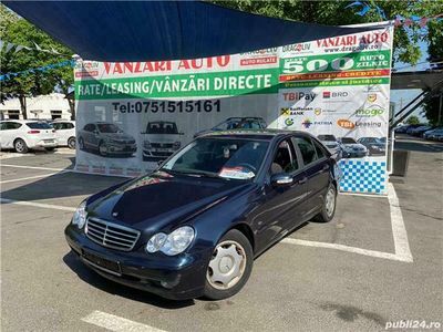 Albastru Utilizat 2002 Mercedes C180 Berlinǎ | 1.599 EUR (Super Preț)