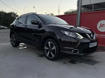 Second-hand Nissan Qashqai 360º 130 CP (95 kW) 2014 Violet SUV