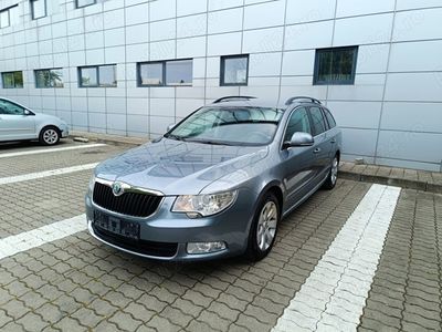 second-hand Skoda Superb Navigație mare și Color