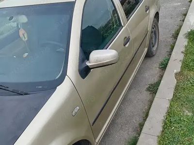 VW Golf IV