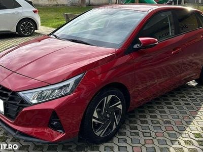 Second-hand Hyundai i20 Comfort 75 CP (55 kW) 2021 Culoarerosu Hatchback