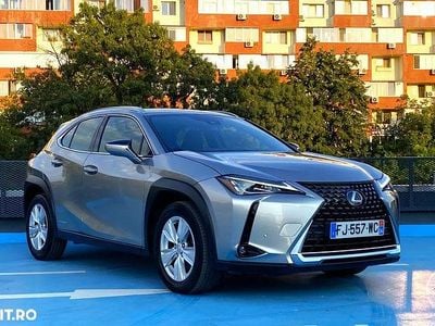 Lexus UX 250h