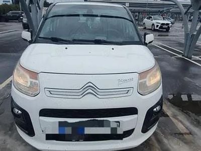 Alb Second-hand 2013 Citroën C3 Monovolum | 3.250 EUR (Puțin scump)