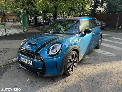Culoarealbastru Utilizat 2021 Mini Cooper S Hatchback | 23.500 EUR