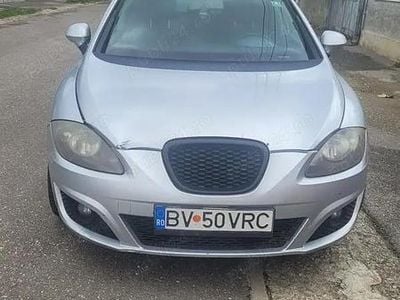 Gri Utilizat 2010 Seat Leon Hatchback | 2.299 EUR (Super Preț)