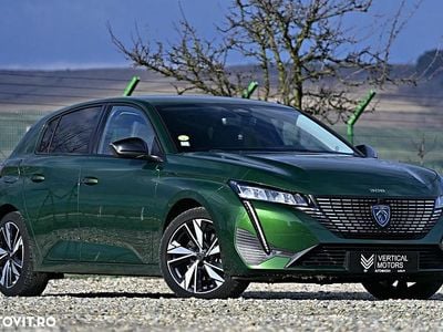 Second-hand Peugeot 308 GT 130 CP (95 kW) 2022 Culoareverde Berlinǎ