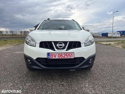 Nissan Qashqai +2