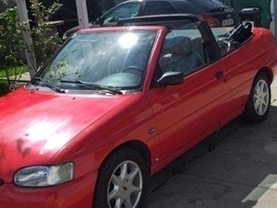 second-hand Ford Escort Cabriolet 