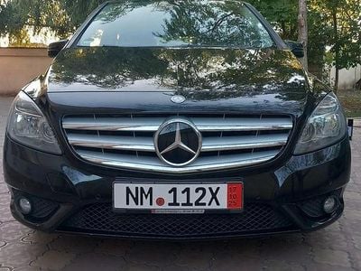 Mercedes B180