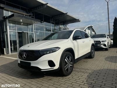 Mercedes EQA250+