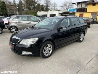 Second-hand Skoda Octavia GreenLine 105 CP (77 kW) 2010 Negru Break