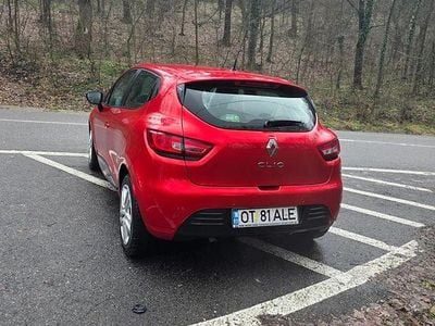 Second-hand Renault Clio IV Zen 75 CP (55 kW) 2019 Culoarerosu