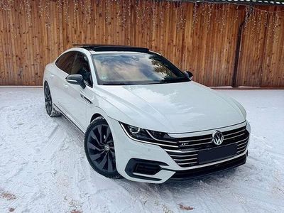 Culoarealb Utilizat 2018 VW Arteon R-line Edition Berlinǎ | 22.990 EUR (Scump)