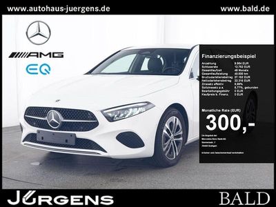 Utilizat 2024 Mercedes A200 Advanced | 33.950 EUR (Puțin scump)