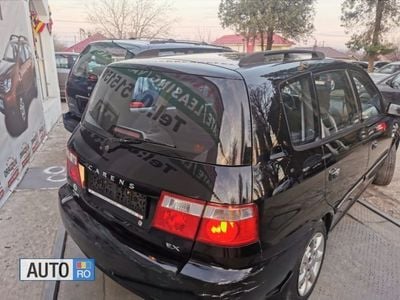 Second-hand Kia Carens 110 CP (80 kW) 2005 Negru Monovolum