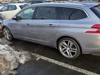 Second-hand Peugeot 308 Allure 120 CP (88 kW) 2015 Gri Break