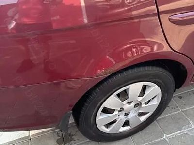 Rosu Utilizat 2007 Hyundai Accent Berlinǎ | 10.000 EUR