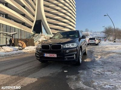 Second-hand BMW X5 Sport Line 258 CP (189 kW) 2015 Culoarenegru SUV