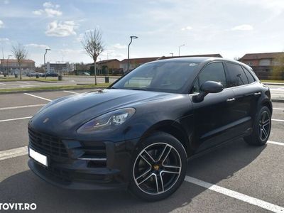 second-hand Porsche Macan Standard