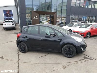 second-hand Kia Venga 1.4 CRDi 90 Attract