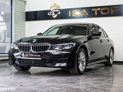 BMW 330e