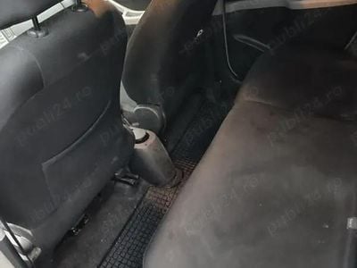 Utilizat 2009 Toyota Yaris Hatchback | 3.200 EUR (Preț OK)