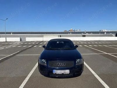 Albastru Second-hand 2002 Audi TT Roadster Cabrio | 4.500 EUR