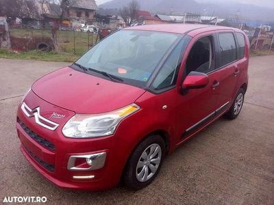 Culoarerosu Second-hand 2015 Citroën C3 Picasso Monovolum | 2.500 EUR