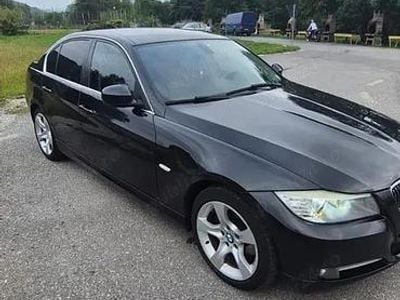 Negru Utilizat 2010 BMW 320 Berlinǎ | 5.000 EUR (Preț bun)