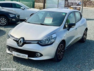 Second-hand Renault Clio IV Dynamique 90 CP (66 kW) 2015 Culoareargint
