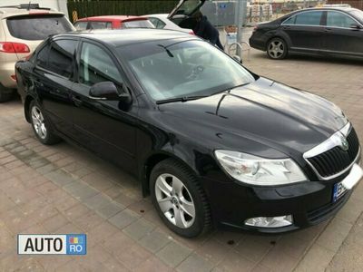 Negru Utilizat 2012 Skoda Octavia Hatchback | 9.300 EUR (Scump)